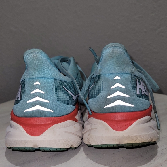 Hoka One One Women Clifton 8 Size 7B - Picture 8 of 16